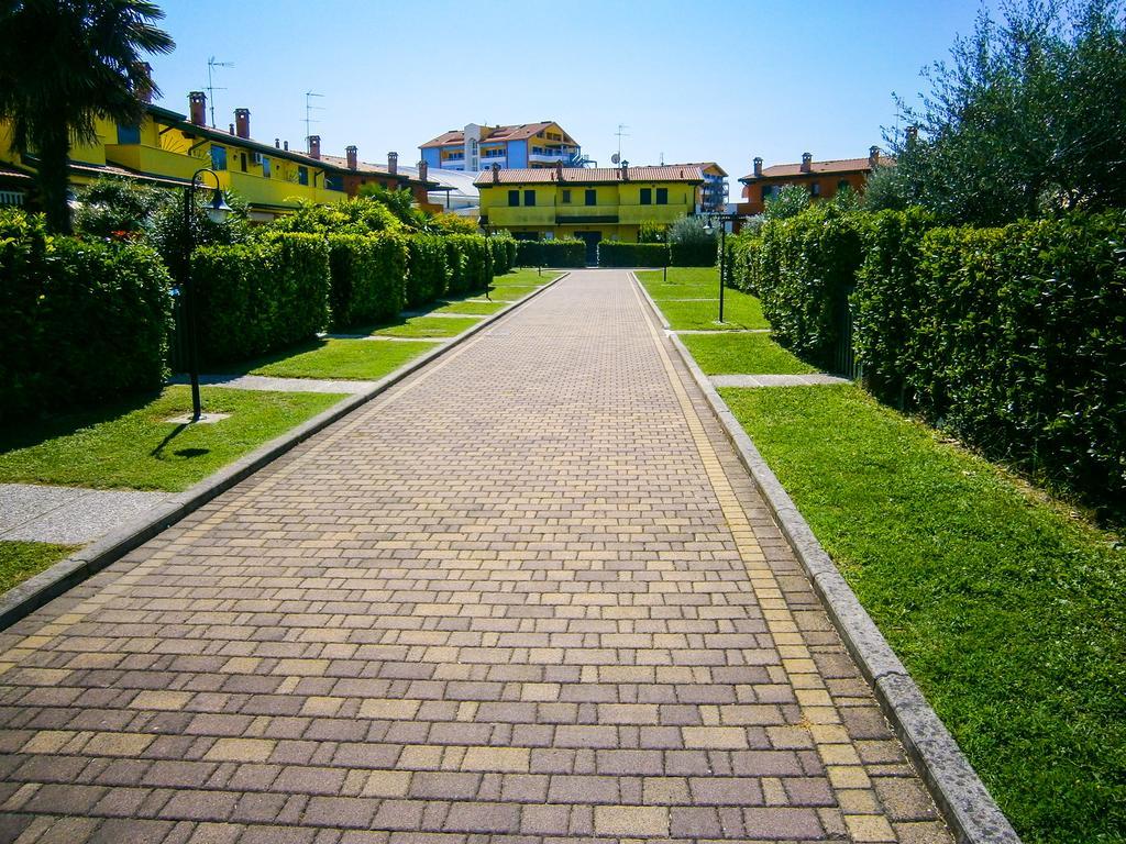Villaggio Laguna - Agenzia Cocal カオルレ エクステリア 写真