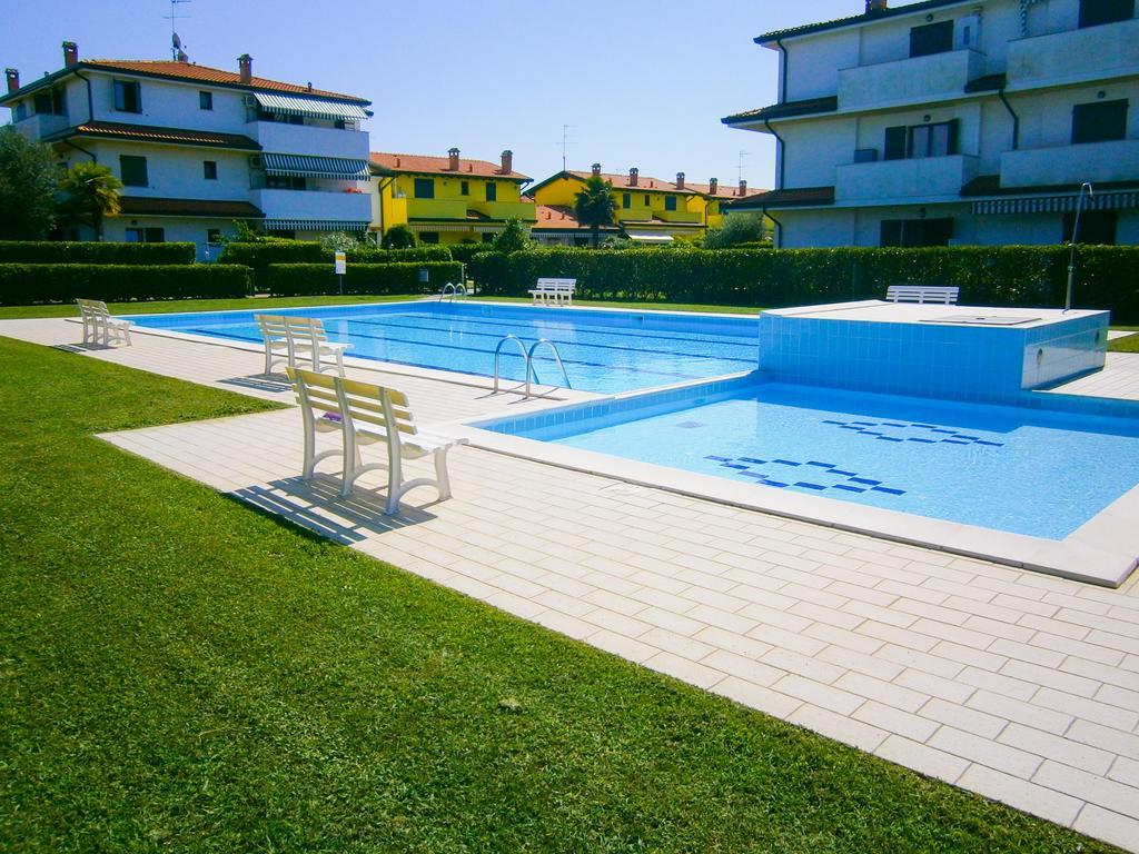 Villaggio Laguna - Agenzia Cocal カオルレ エクステリア 写真